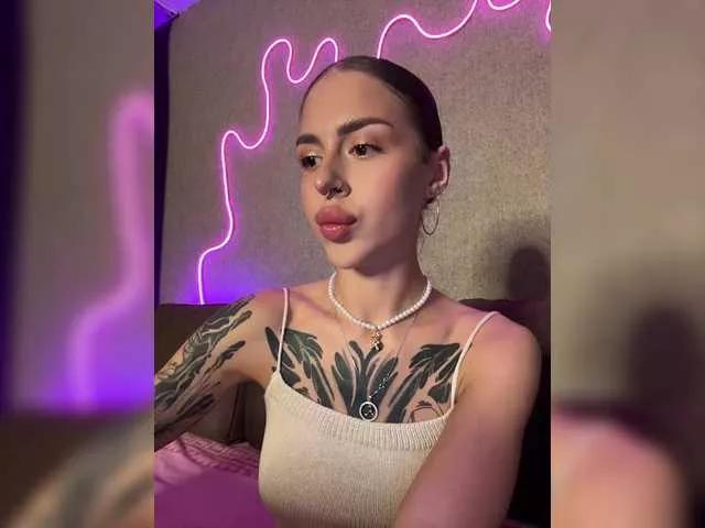 -Aperol- on BongaCams 