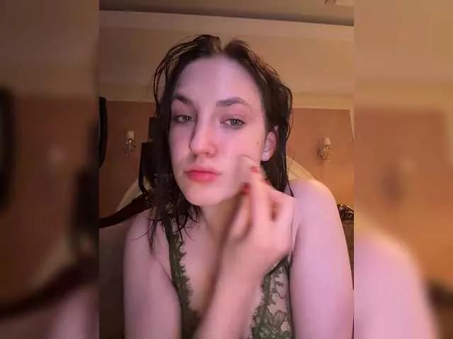 -Your-Michelle- on BongaCams 