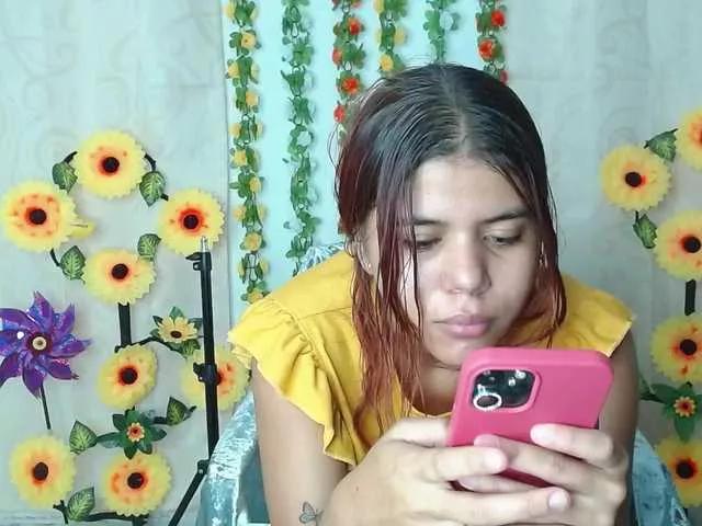 AishaandFriends on BongaCams 