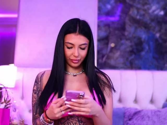 AishaDevoe on BongaCams 