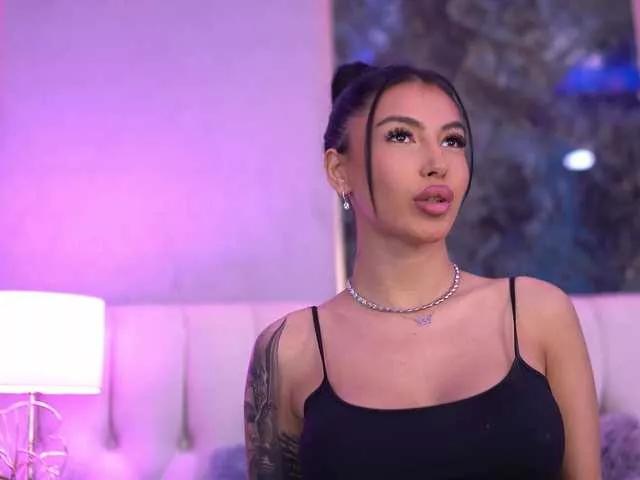 AishaDevoe on BongaCams 