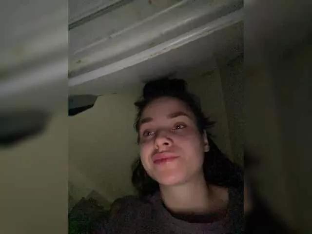 aleksandra-lis-1998 on BongaCams 