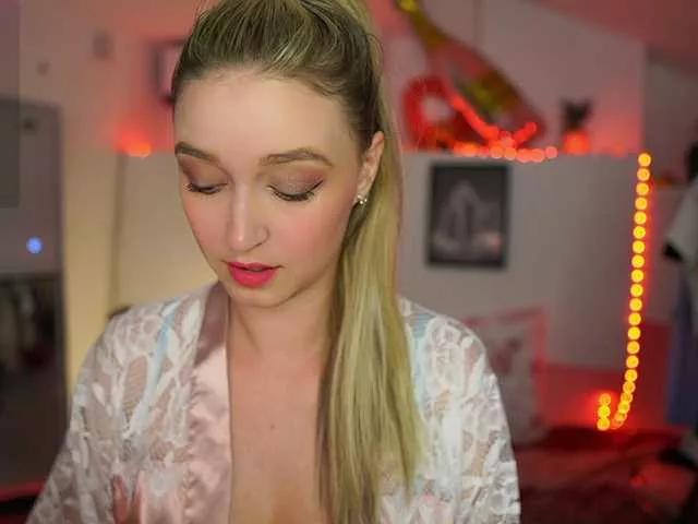 AlexisTexas18 on BongaCams 