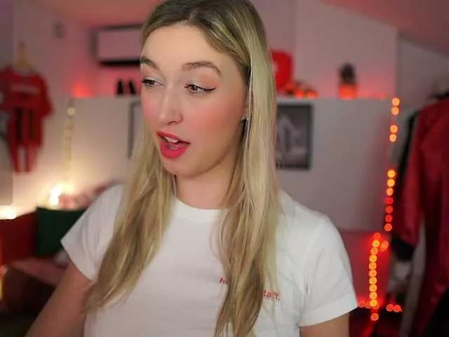 AlexisTexas18 on BongaCams 