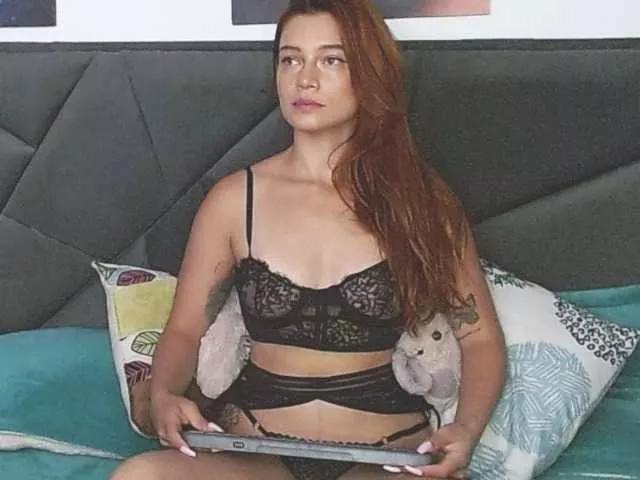 AliceBennett on BongaCams 