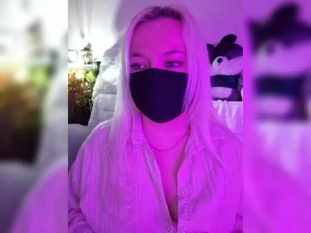 Alicekitty on BongaCams 