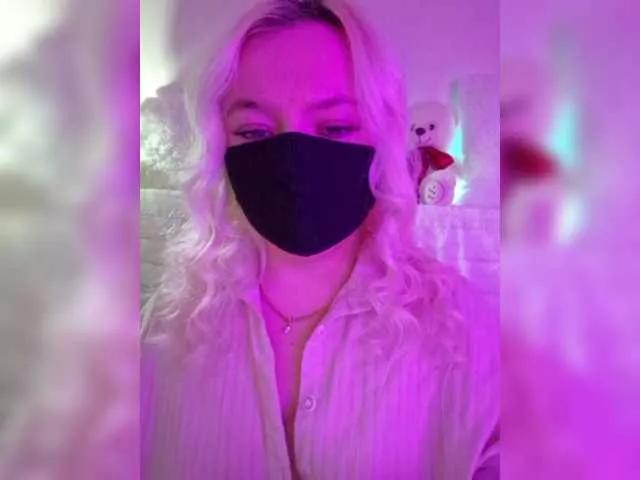 Alicekitty on BongaCams 