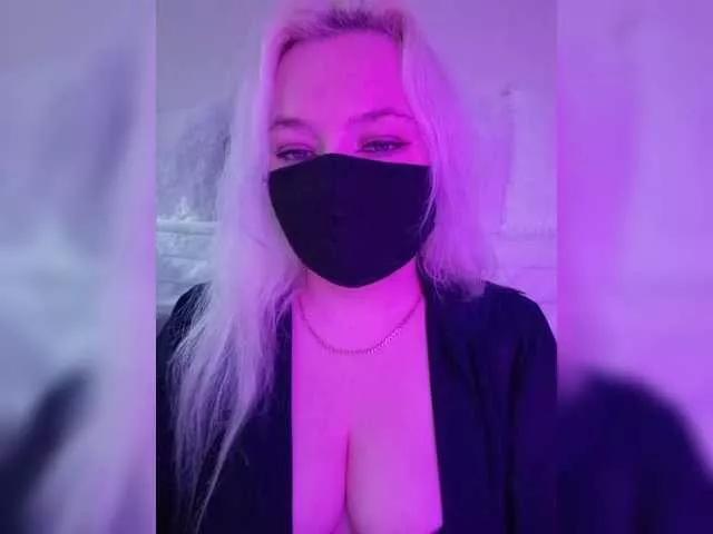 Alicekitty on BongaCams 