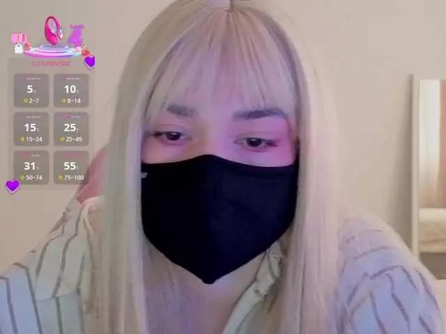 alicesoapyy on BongaCams 