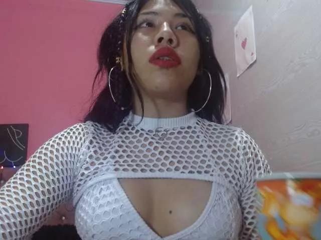 aliiibarrera on BongaCams 