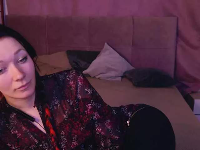 AlinaxCute on BongaCams 