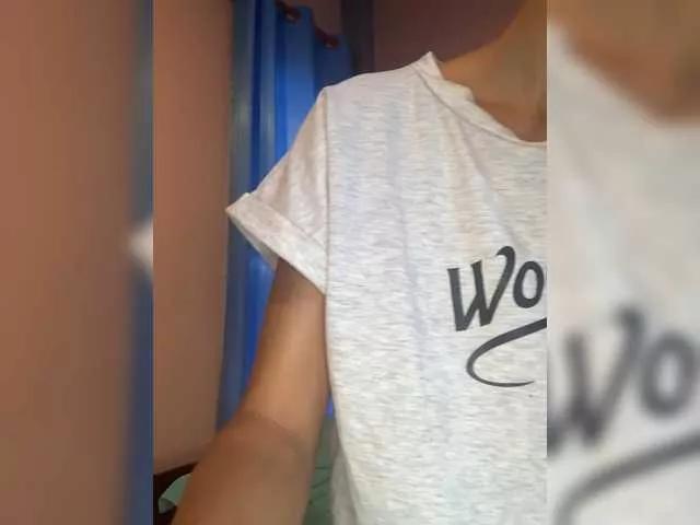 Alisa-W on BongaCams 