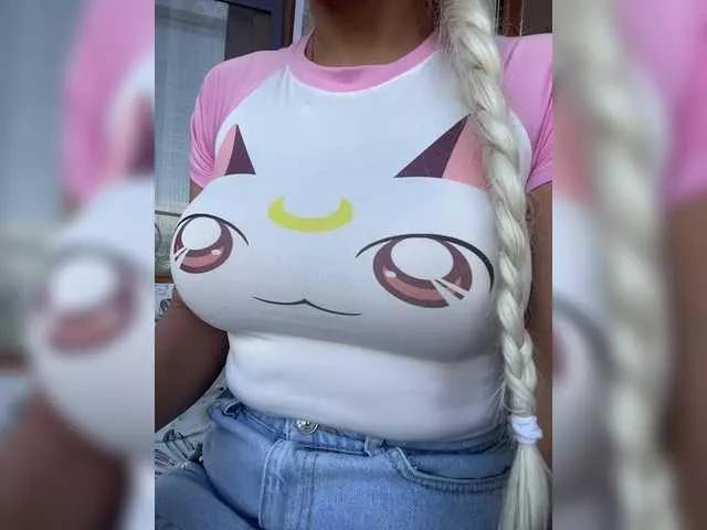 AlisaKisa555 on BongaCams 