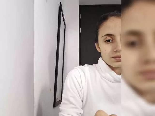 Alliss-1 on BongaCams 