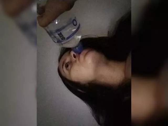Alliss-1 on BongaCams 