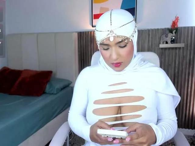 alma-avad on BongaCams