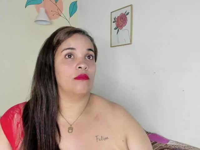 AlondraZaens on BongaCams 