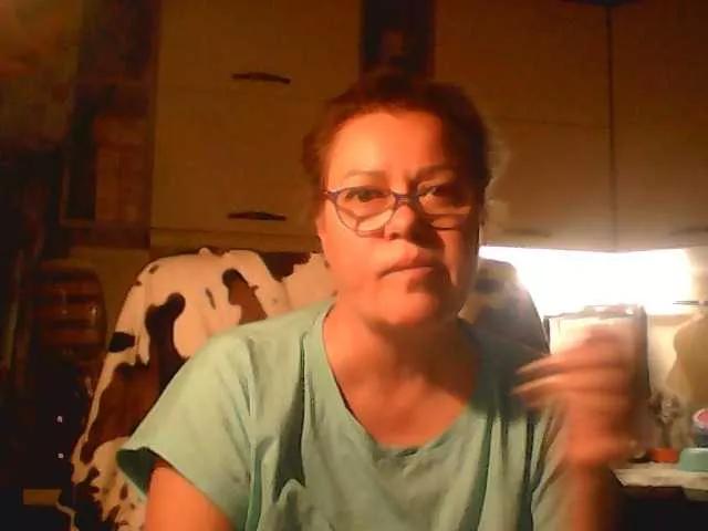 AlyaBest777 on BongaCams 