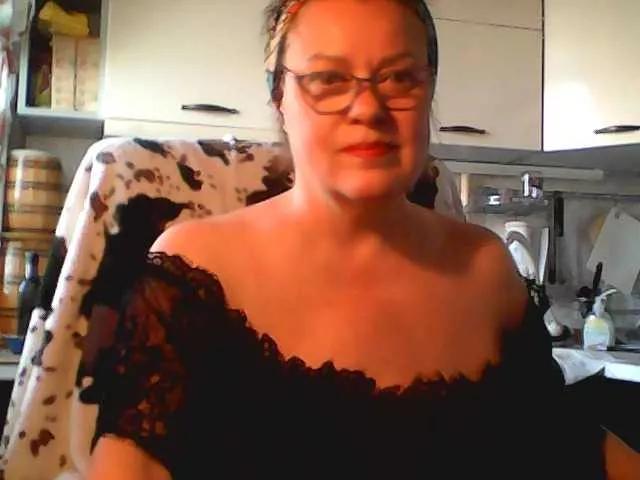 AlyaBest777 on BongaCams 