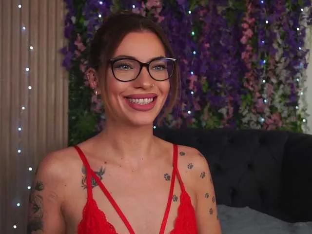Amanda-Paw on BongaCams