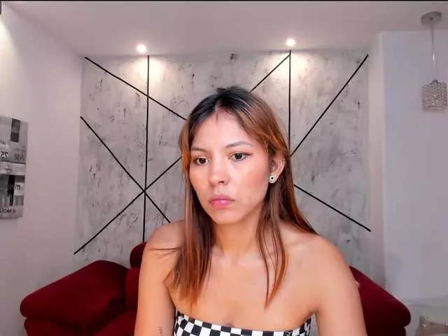 Freechat AmberColors on BongaCams