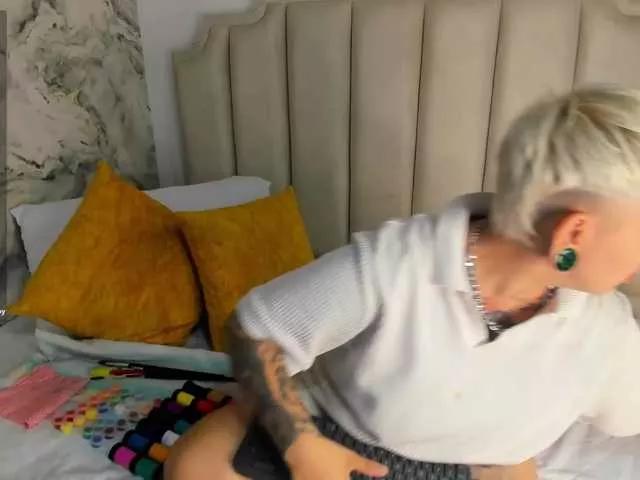 amy-ink on BongaCams 