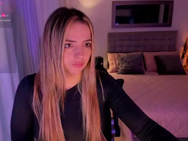 Offline AmyWoods on BongaCams