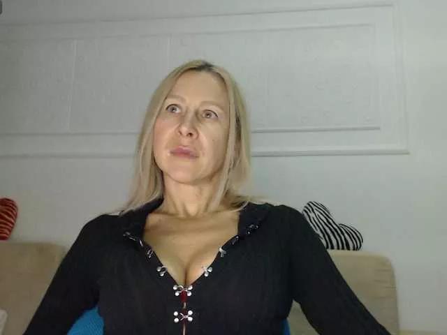 anastasiia122 on BongaCams 