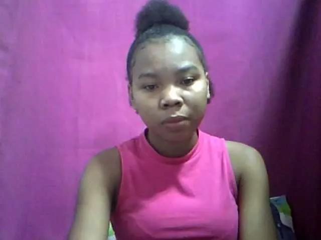 Offline Angelinac on BongaCams