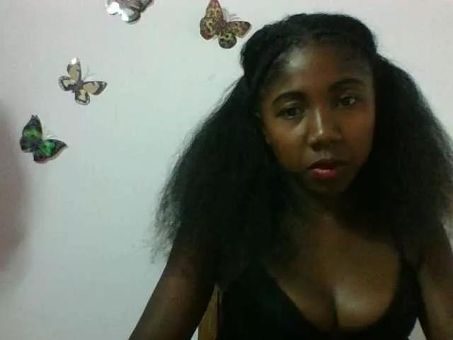 Annah21 on BongaCams 