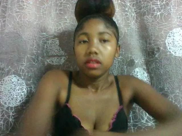 Annah21 on BongaCams 