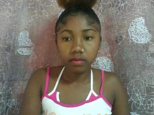 Annah21 on BongaCams 