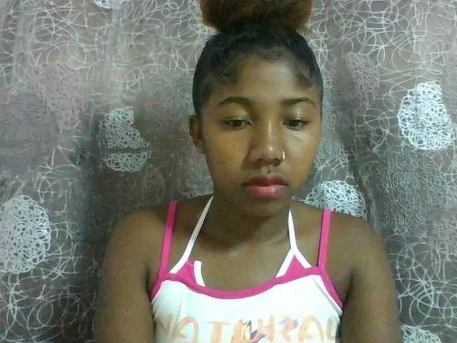 Annah21 on BongaCams 