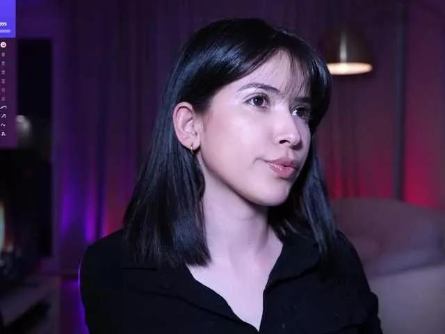 Offline AnnieHill on BongaCams