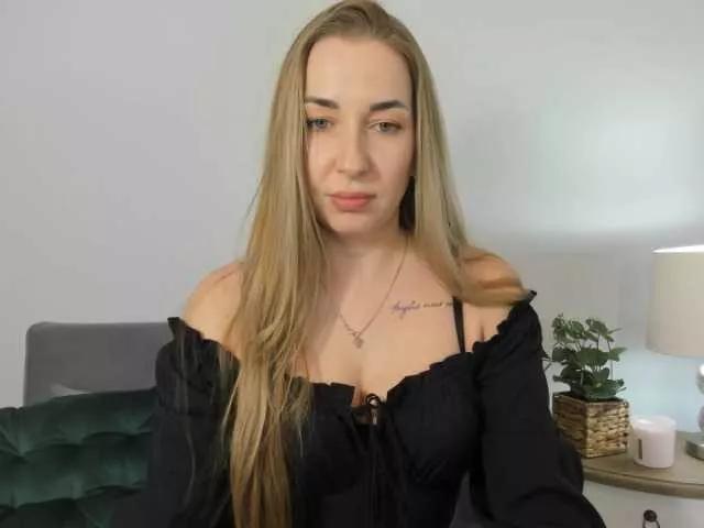 AriaBeauty on BongaCams 
