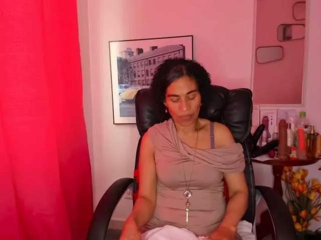 Aries-Mature on BongaCams 