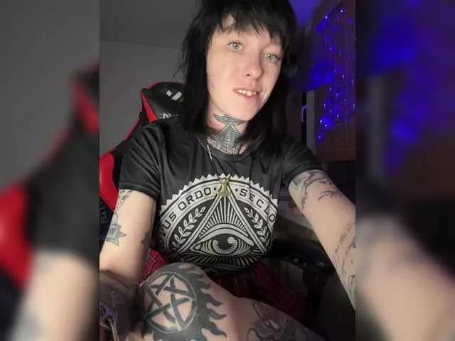 ArinaTheKink on BongaCams 