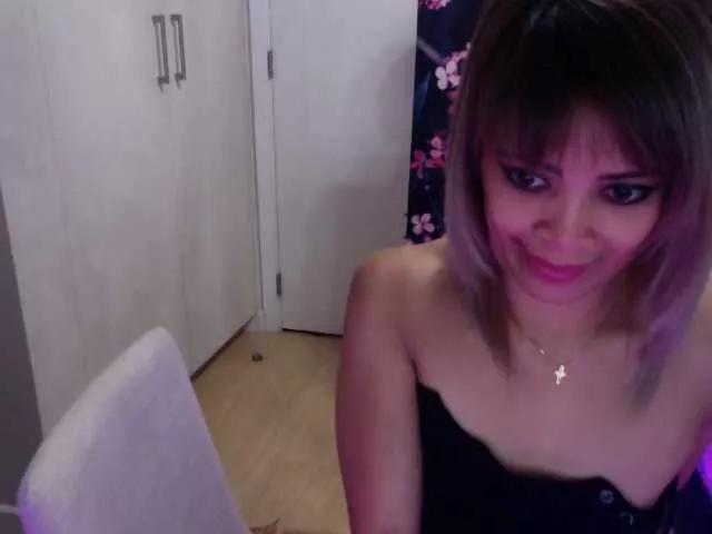asi4ndoll on BongaCams 