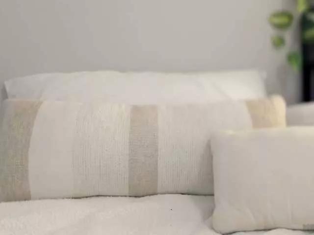 athena-th on BongaCams 