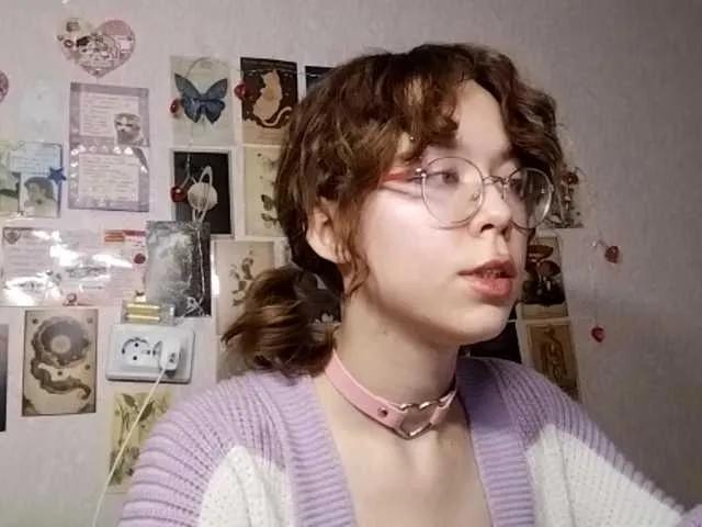 Masturbate to 18 years old AthenaPopple from BongaCams AthenaPopple from BongaCams