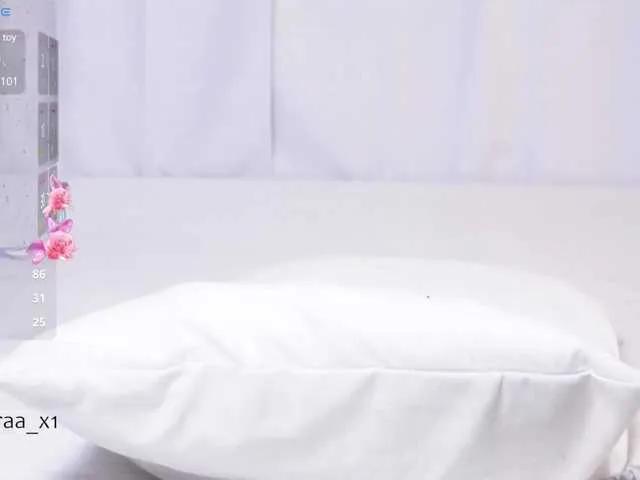 Auroraaa-x1 on BongaCams