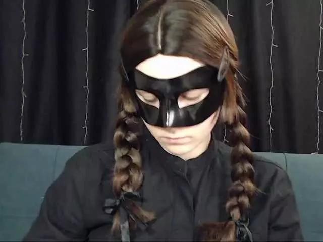 AverageGirl on BongaCams 