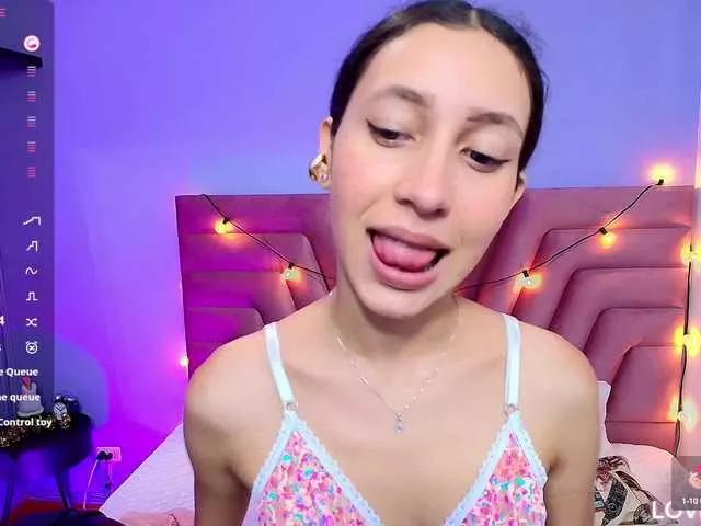 Beautifulskinny18 on BongaCams 