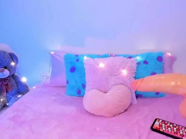 Belacurvyx on BongaCams 