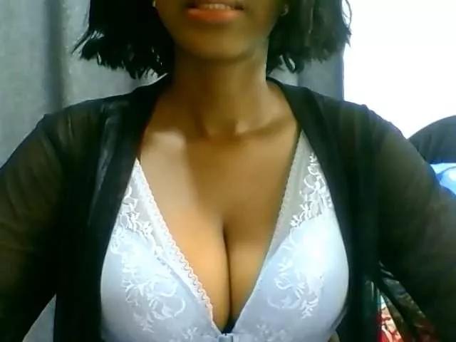 Belinda97 on BongaCams