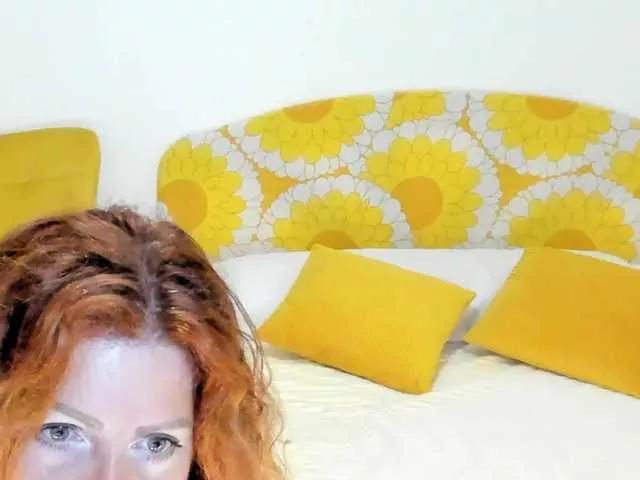 BritishPenelope on BongaCams 