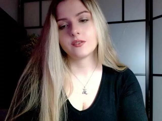 BritneyBlond on BongaCams 