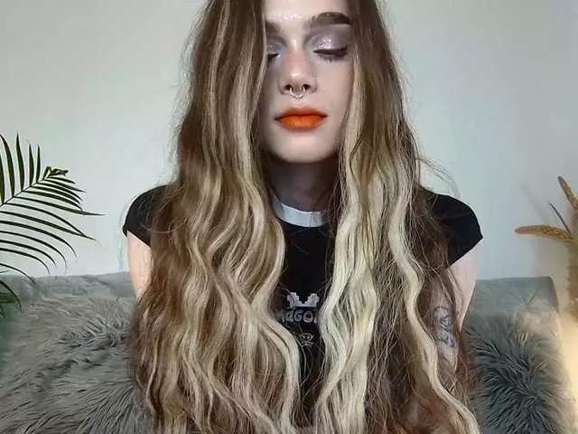 BrokenDoll666 on BongaCams 