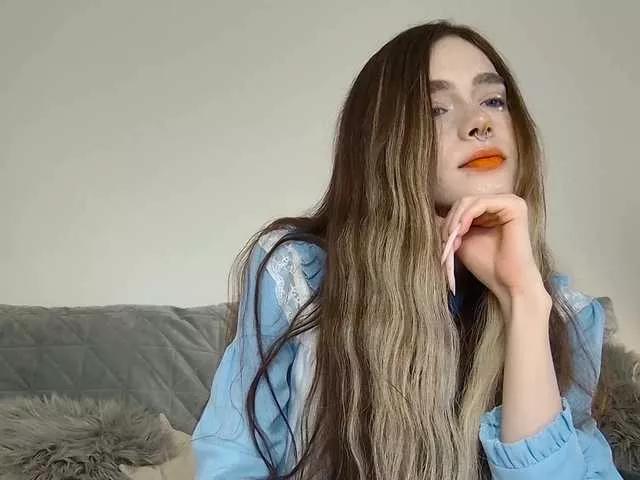 BrokenDoll666 on BongaCams 