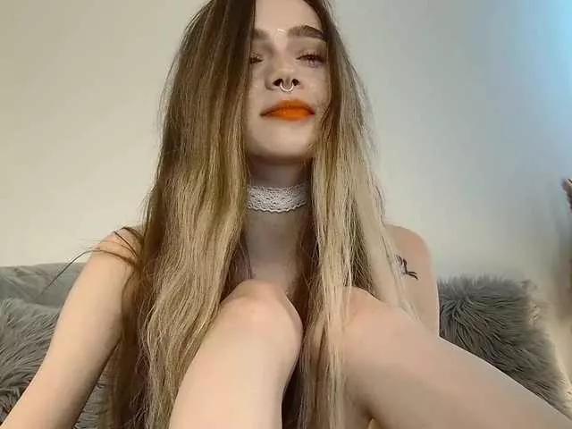 BrokenDoll666 on BongaCams 